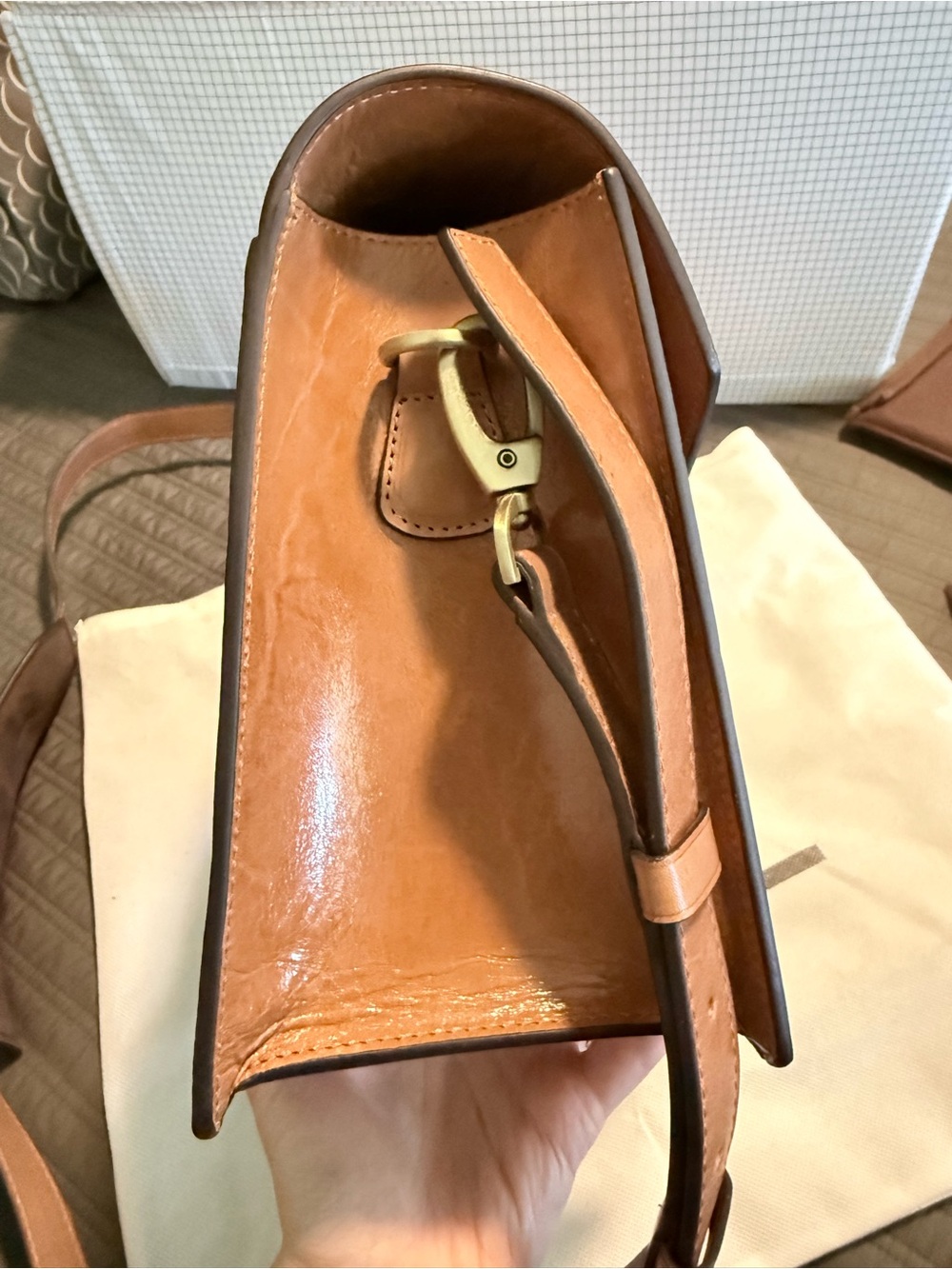 Johansen Leather Camera Bag - Picture 11 of 17